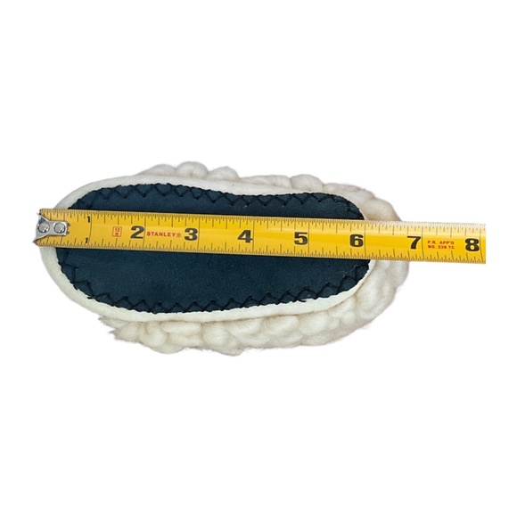 Shirley Sheep Children's Slippers - Picture 9 of 13